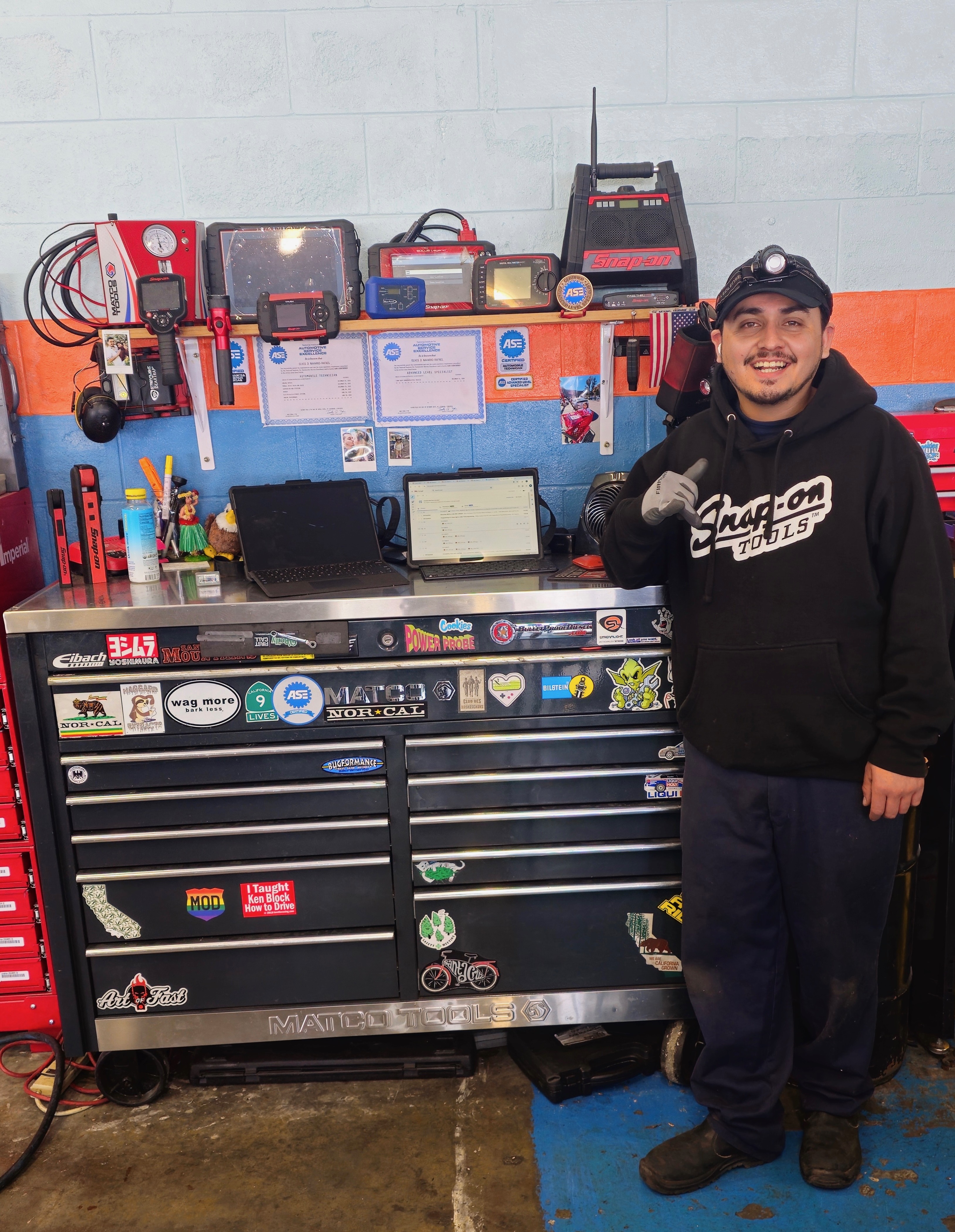 Elvis, ASE-Certified mobile mechanic